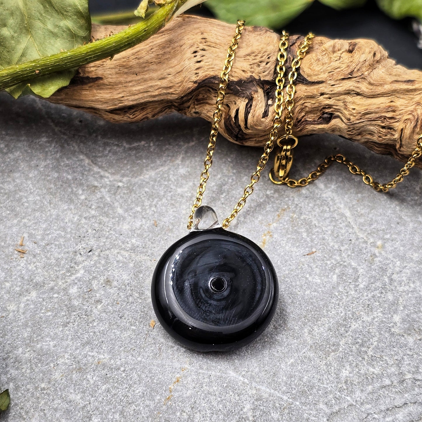 Olfactotherapy® pendant / Essential oil diffuser