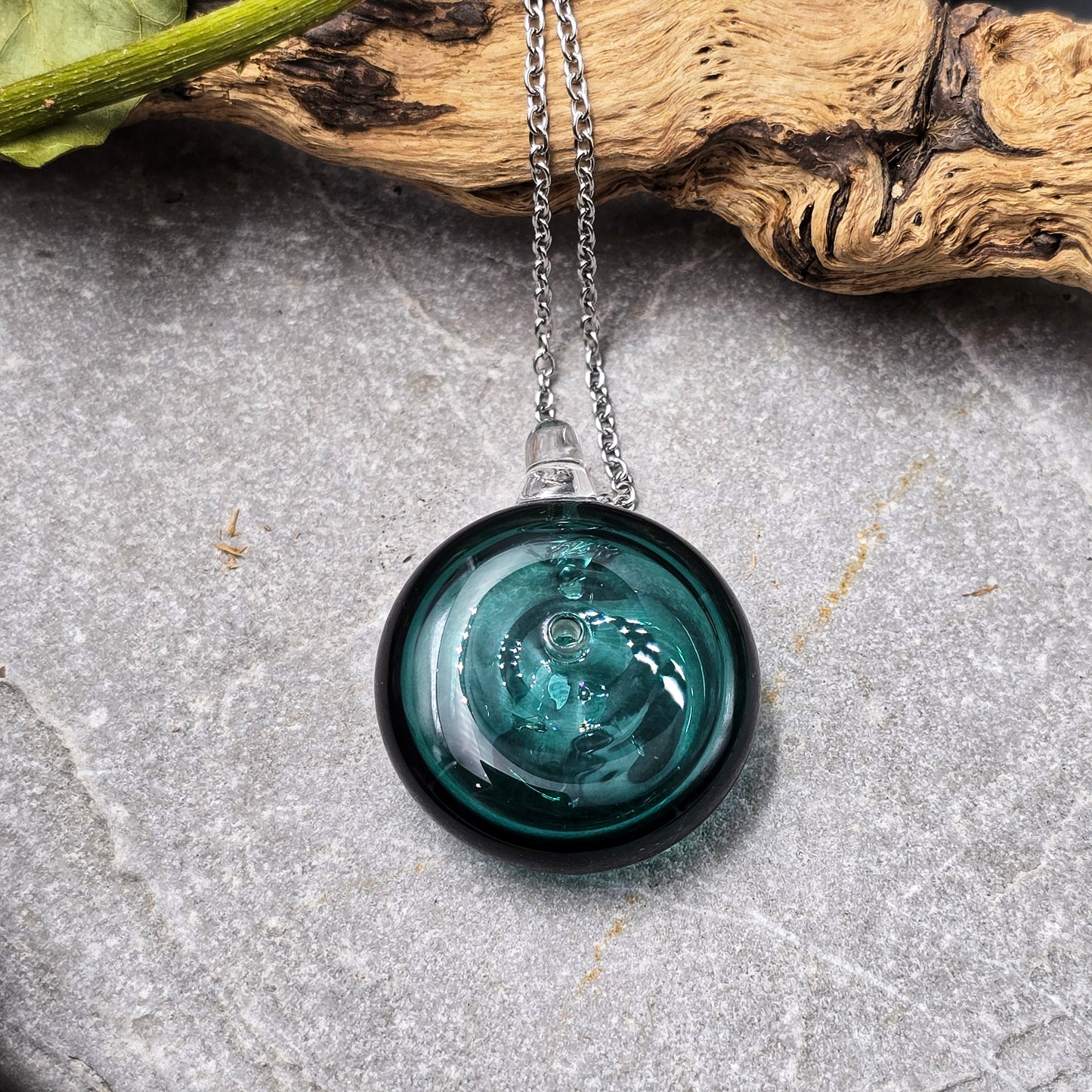 Olfactotherapy® pendant / Essential oil diffuser