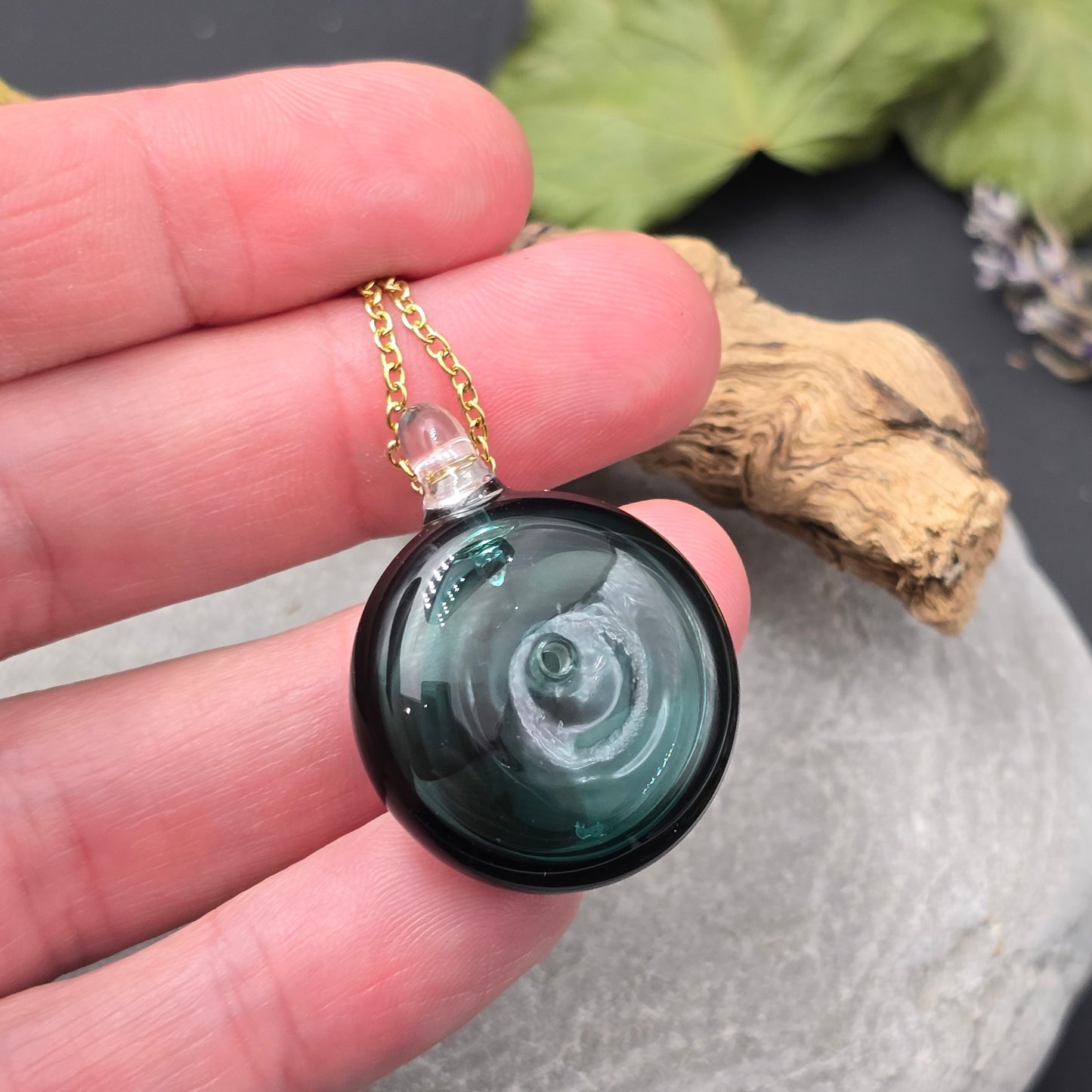 Olfactotherapy® pendant / Essential oil diffuser