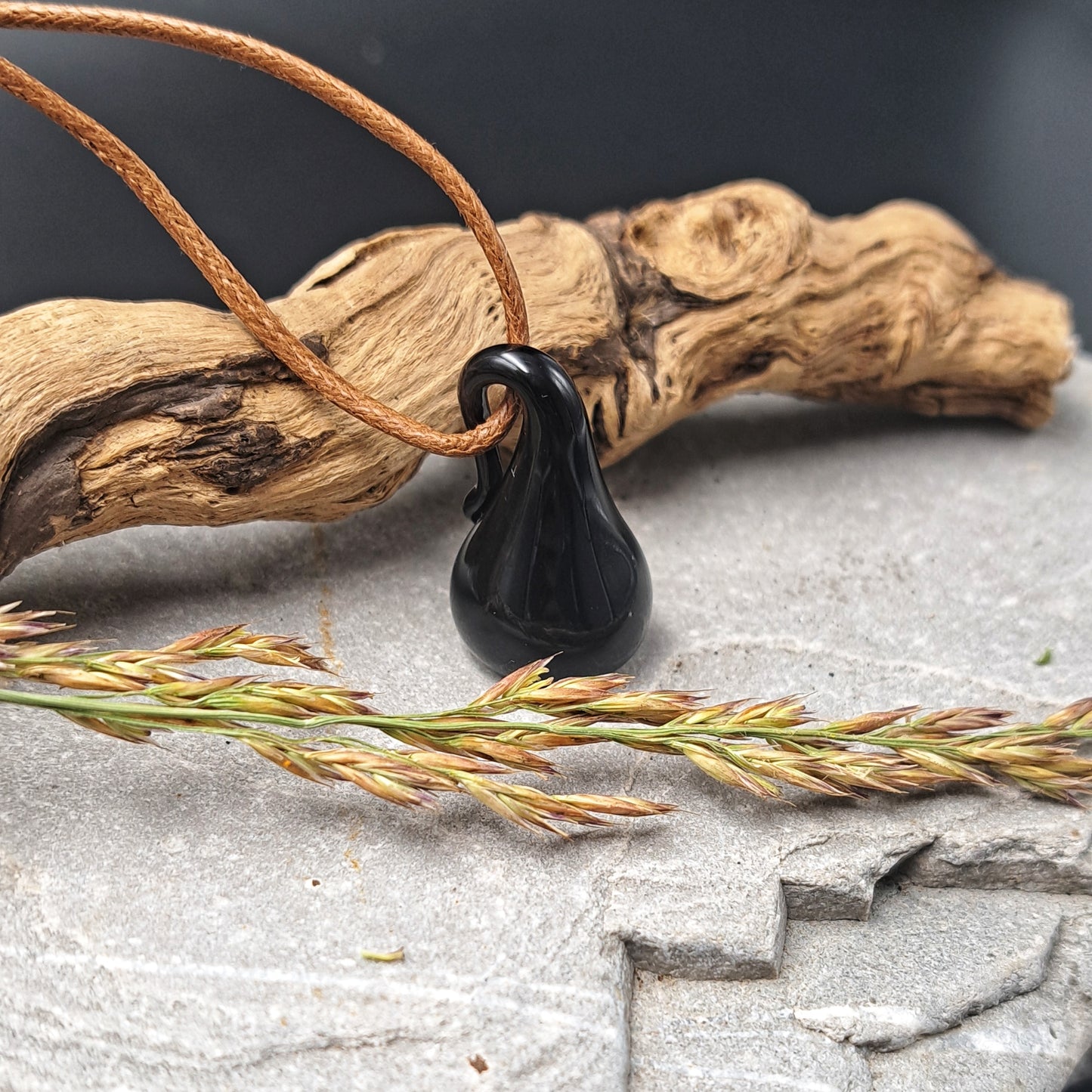 Pendentif d'olfactothérapie® - Modèle HOMME en forme de goutte