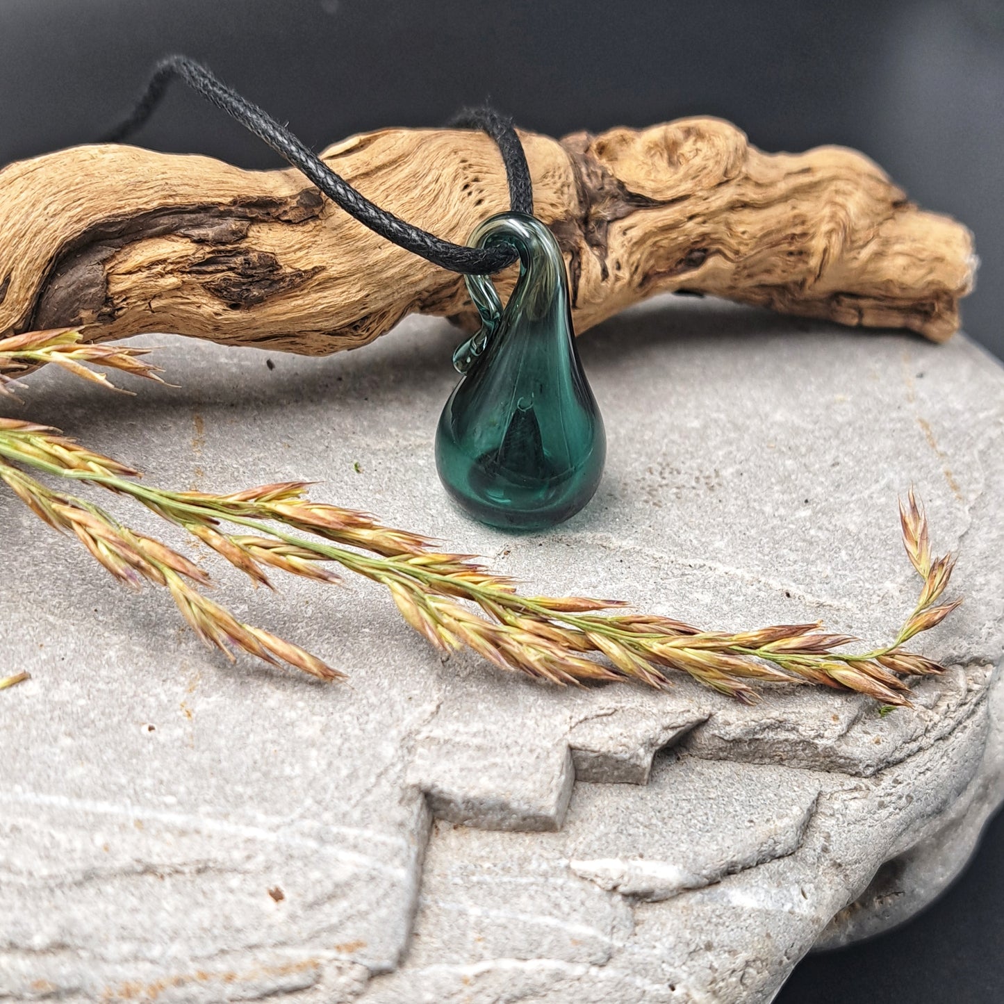 Pendentif d'olfactothérapie® - Modèle HOMME en forme de goutte