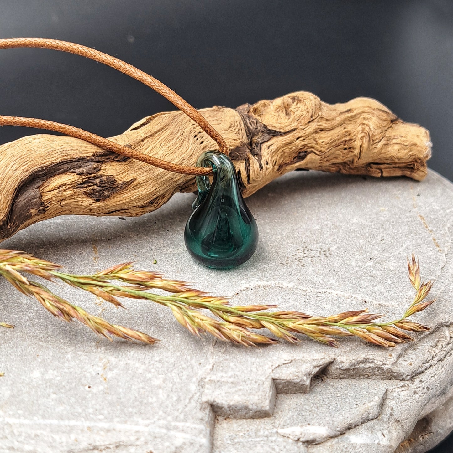 Pendentif d'olfactothérapie® - Modèle HOMME en forme de goutte