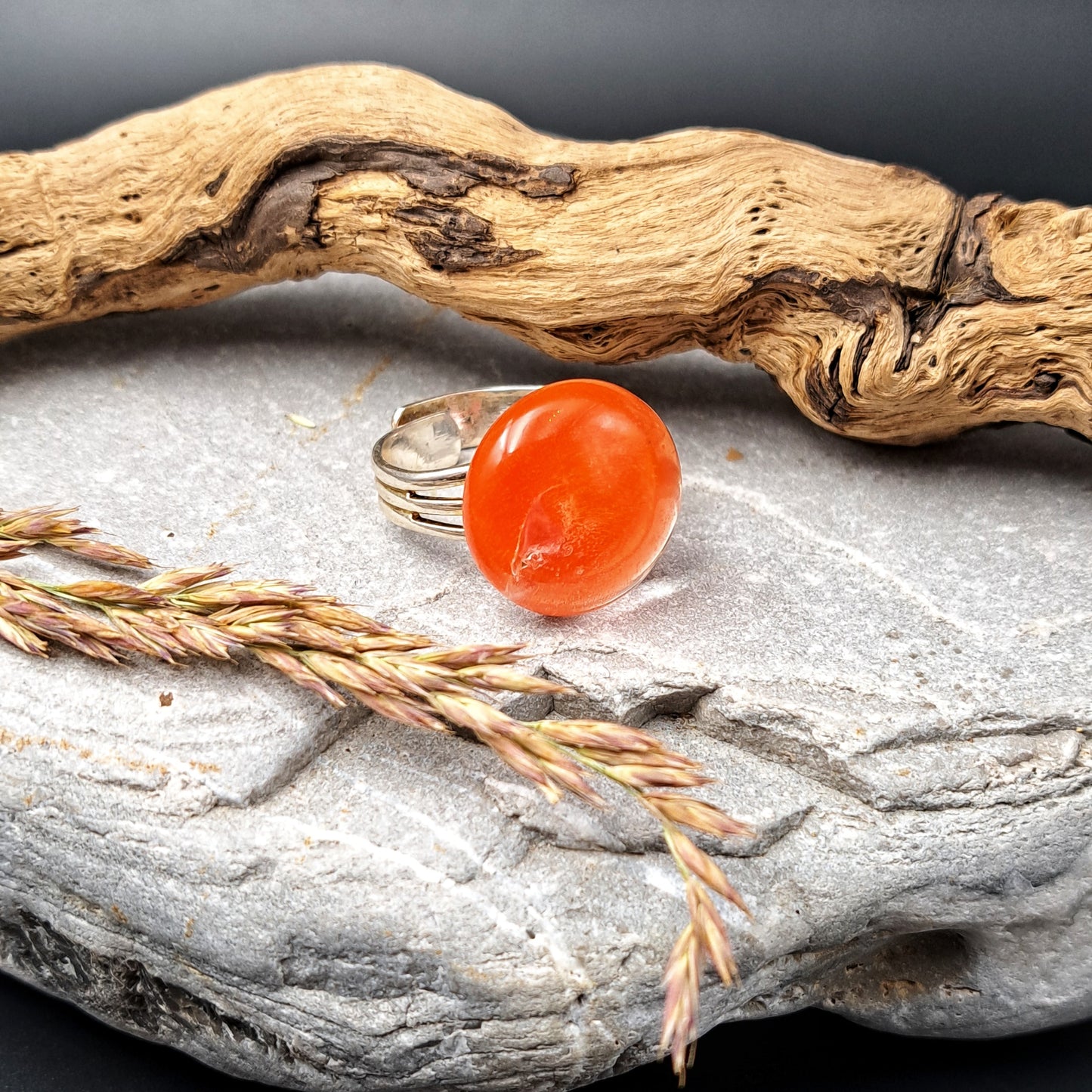 Bague en verre Chakra sacré