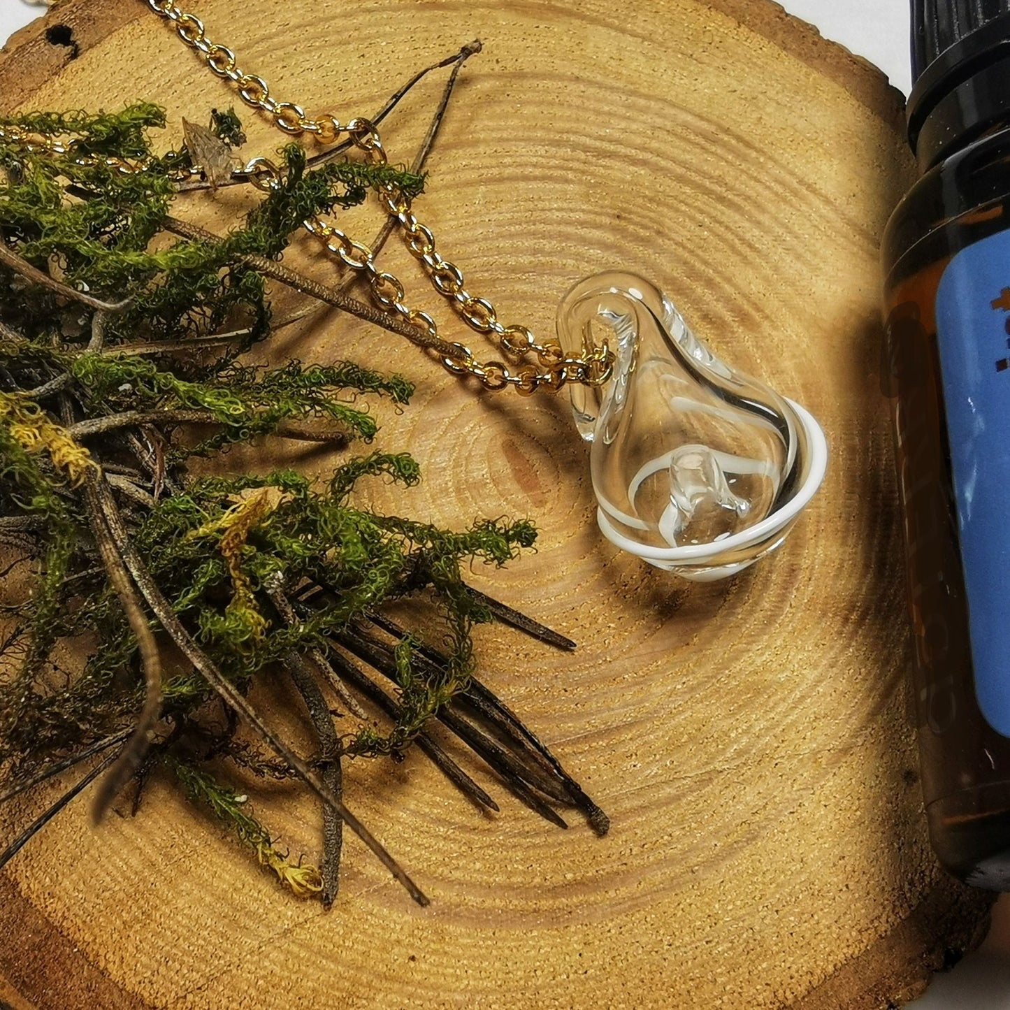 Olfactotherapy® pendant / Essential oil diffuser