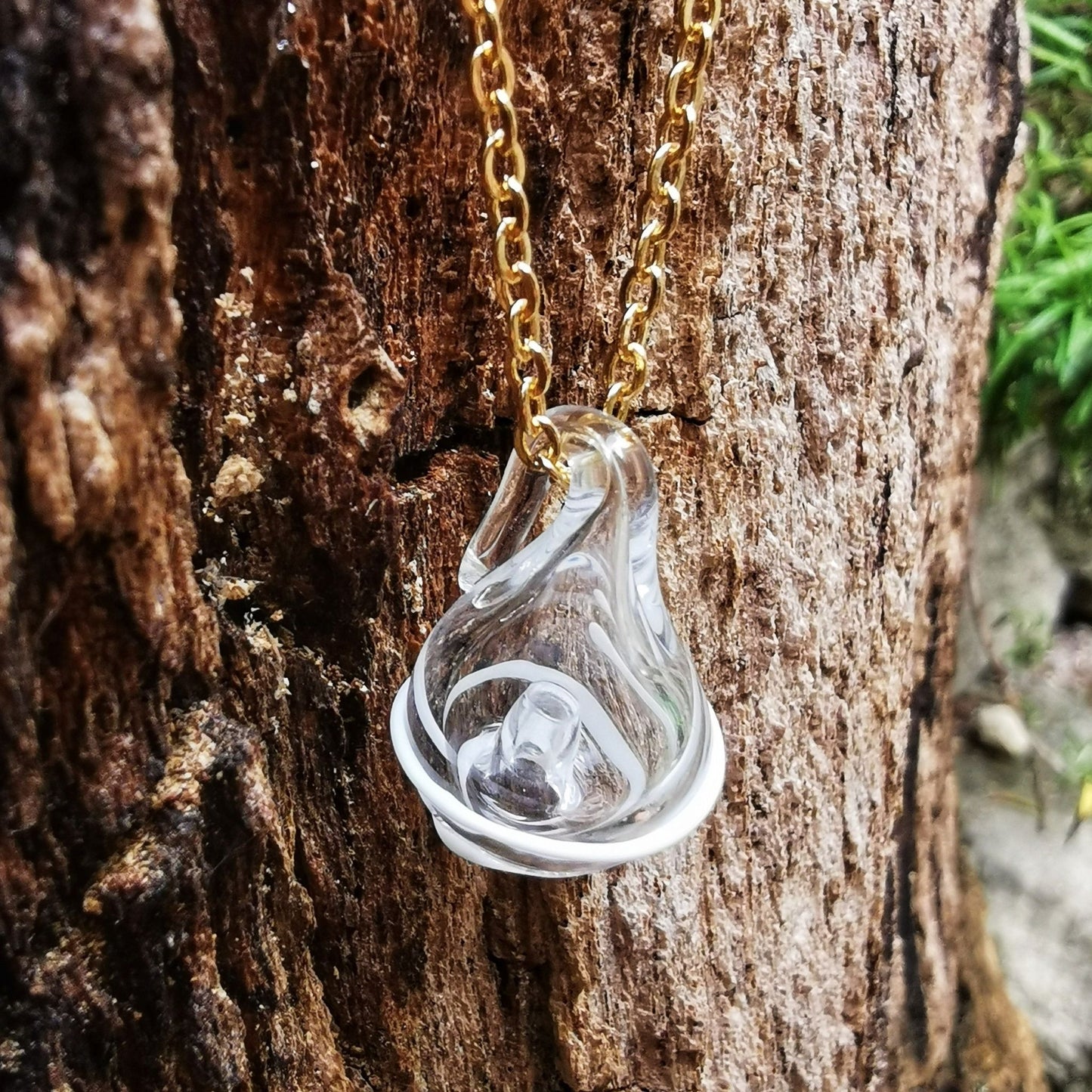Olfactotherapy® pendant / Essential oil diffuser