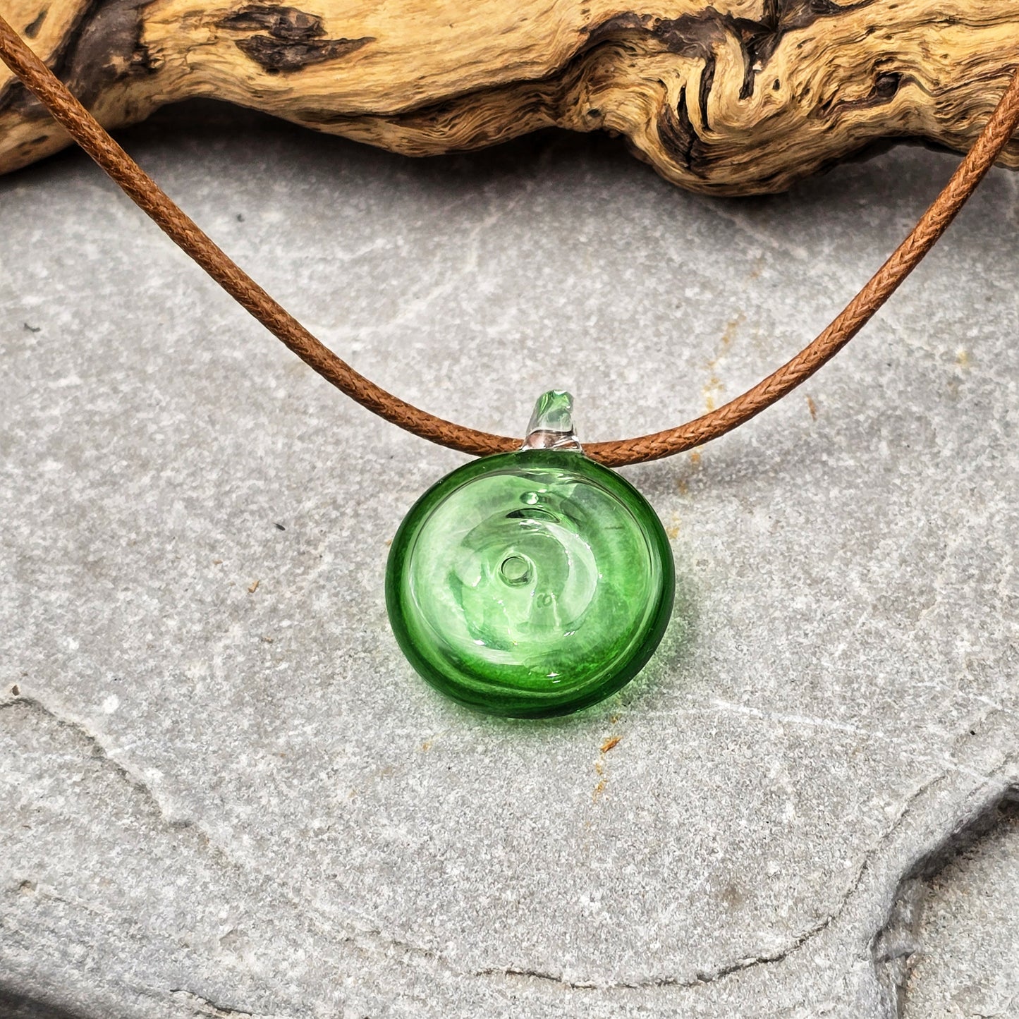 Olfactotherapy® pendant / Essential oil diffuser