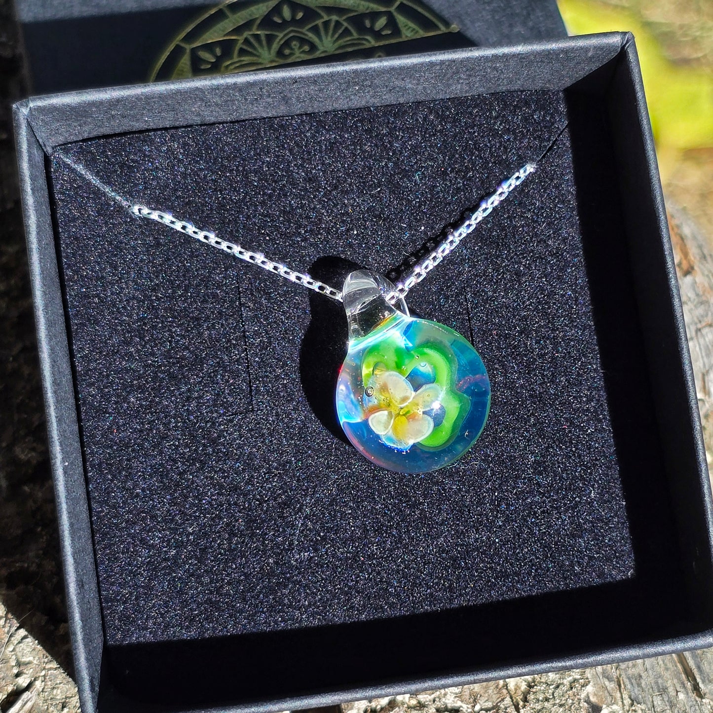 Pendentif Implosion Florale