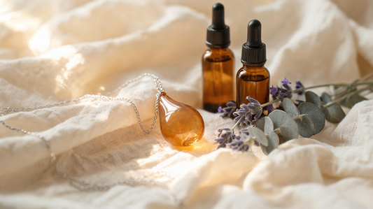 Collier d'aromathérapie : porter ses huiles essentielles avec élégance