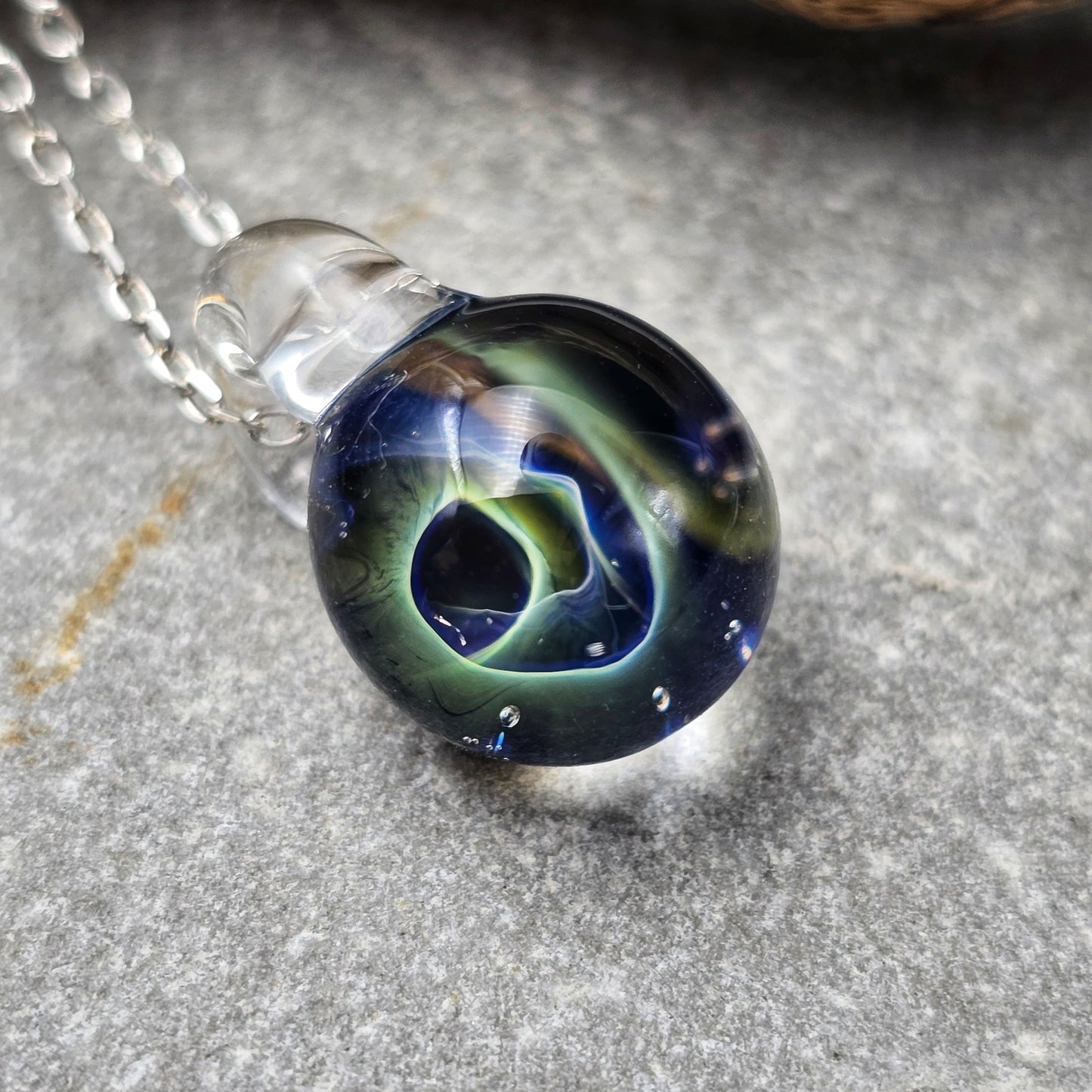 Pendentif Univers "Érèbe"