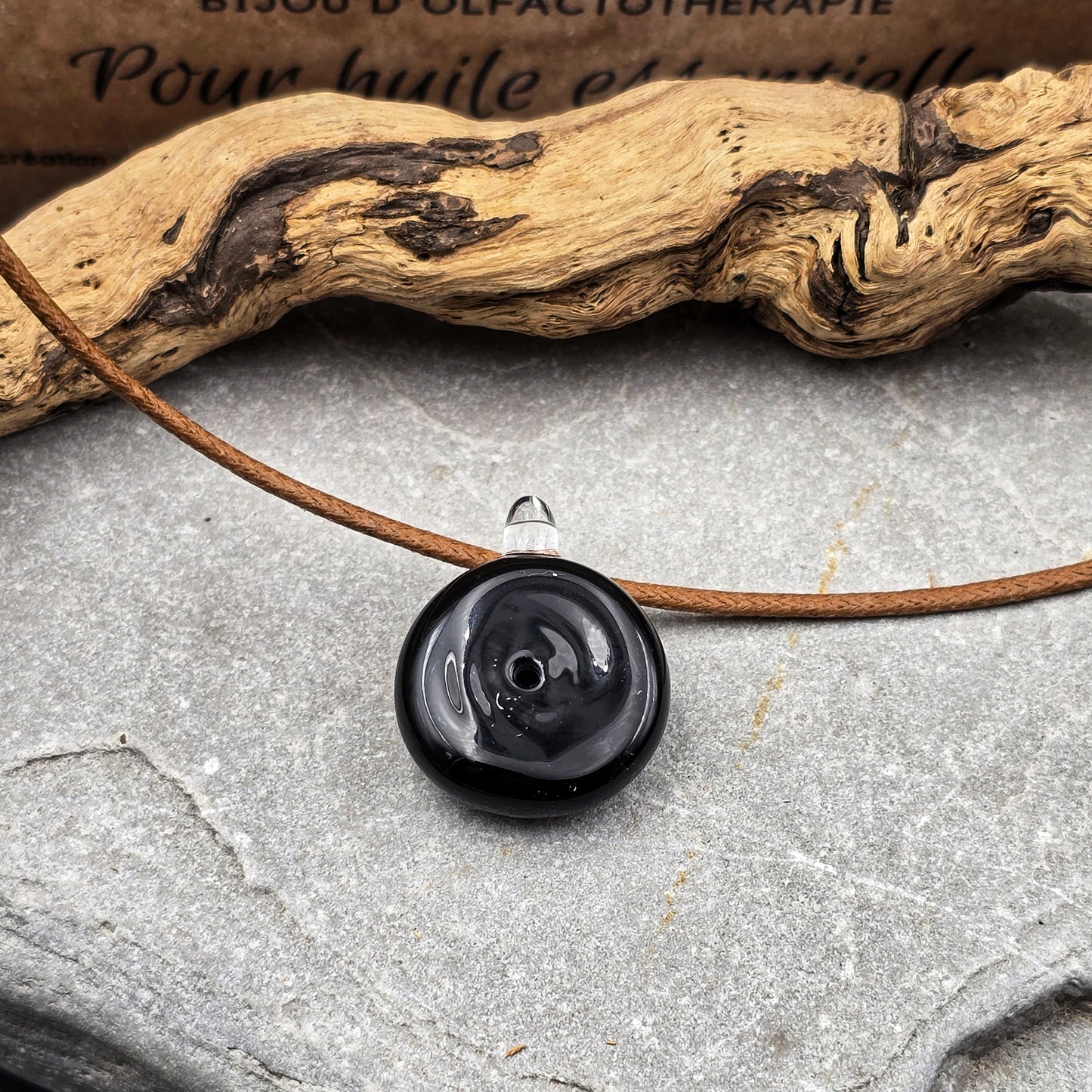 Pendentif d'olfactothérapie® - Rond - Modèle ORBIS