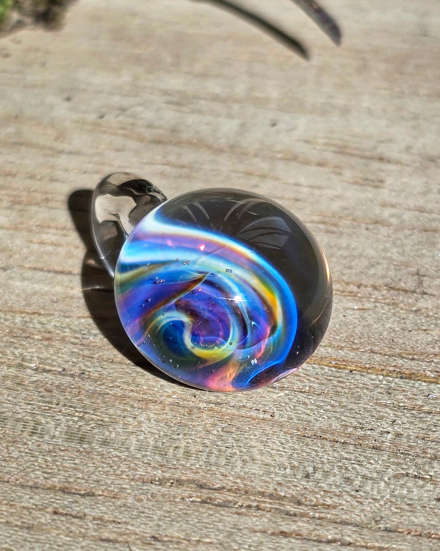 Pendentif Univers "Zariël" en verre soufflé