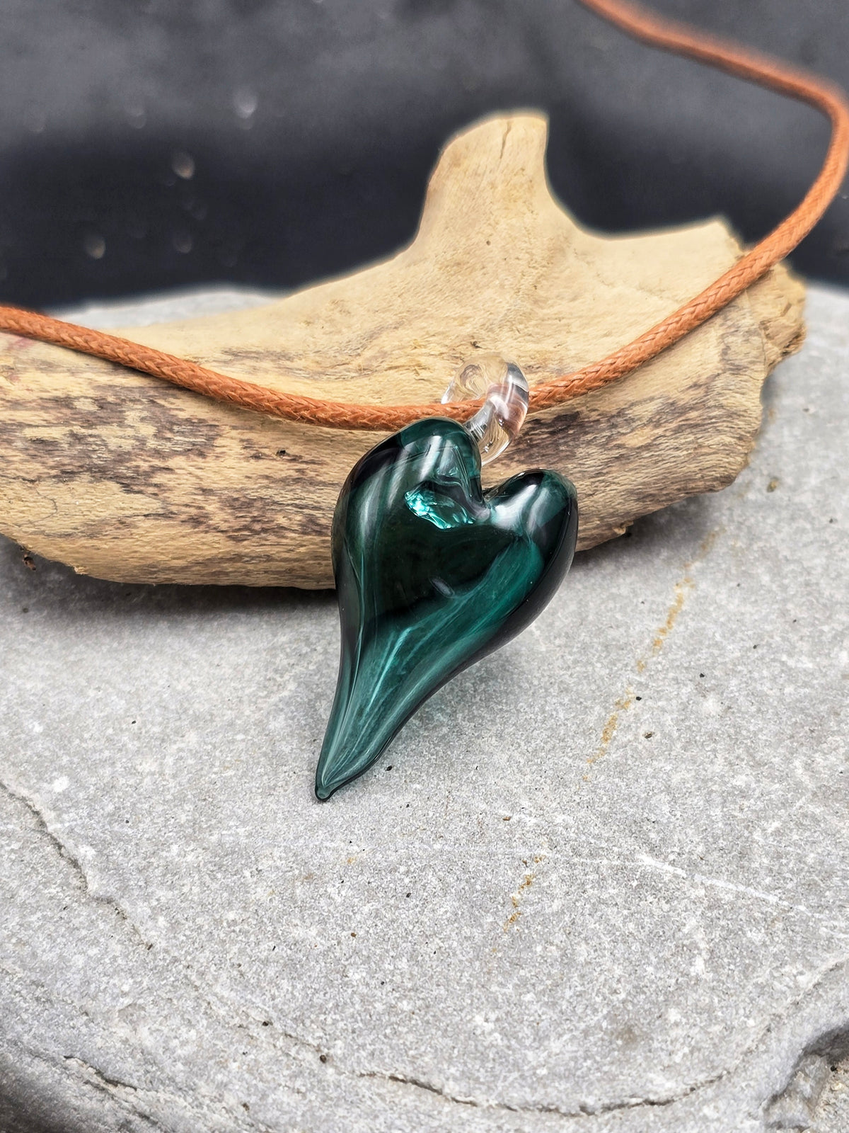 Olfactotherapy® pendant / Essential oil diffuser